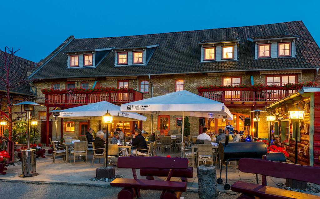 Hotel Gut Voigtlaender Blankenburg  Bagian luar foto
