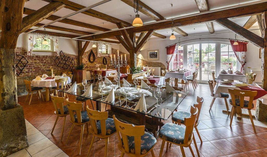 Hotel Gut Voigtlaender Blankenburg  Bagian luar foto